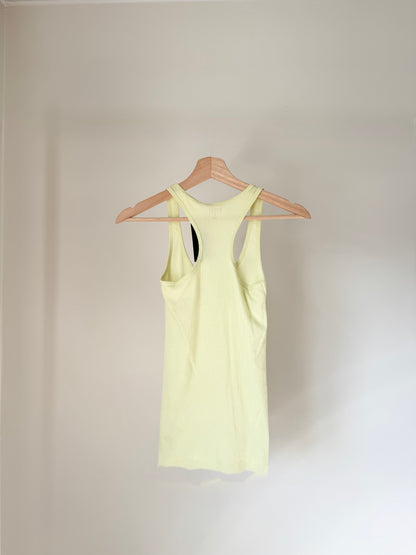 Guess Tank